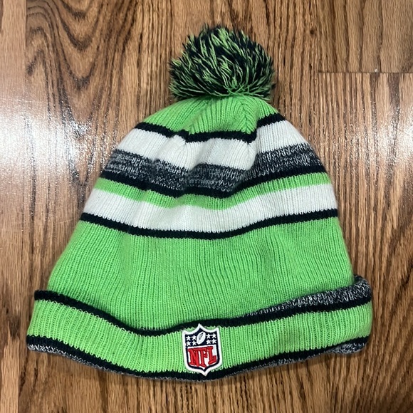 Unisex NFL New Era Seattle Seahawks One Size Fits MOST Winter Hat - Picture 7 of 11